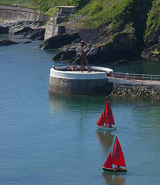 Sailing dinghies at Looe